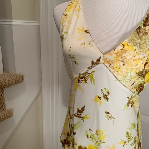 Top - NWT, Roberto Cavalli beautiful floral top.